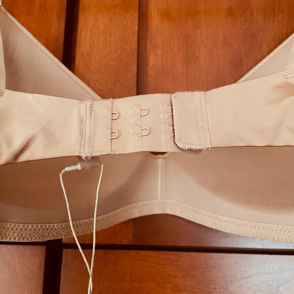 Skims Wireless Form Lightly Lined Bra Clay Size 36C NEW - Picture 5 of 8